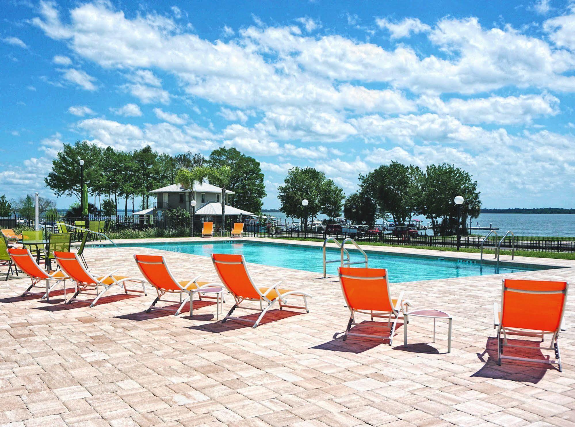 Key West Resort - Lake Dora Tavares Buitenkant foto